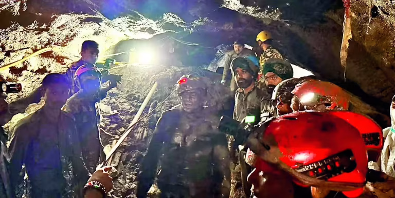 Nepal adds 1,000 to flood missing list, count tops 6,100; 10 bodies found at 2 hydel tunnels