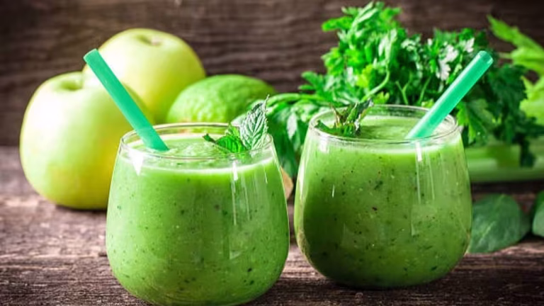How to make green juice at home: This easy recipe is fresh, bright and nutrient-rich
