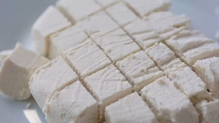 How to make soft, fresh paneer at home with just 3 ingredients (simple trick for soft, creamy cubes every time)