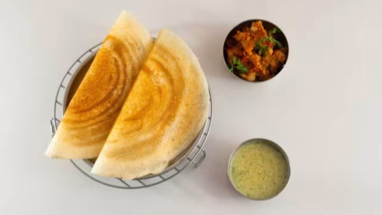 3 tricks nobody tells you for making crispy dosa at home: Easy batter and pan tips to get that thin, golden, perfectly crisp dosa every time